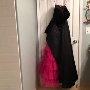 New Pink & Black Betsey Johnson Dress
